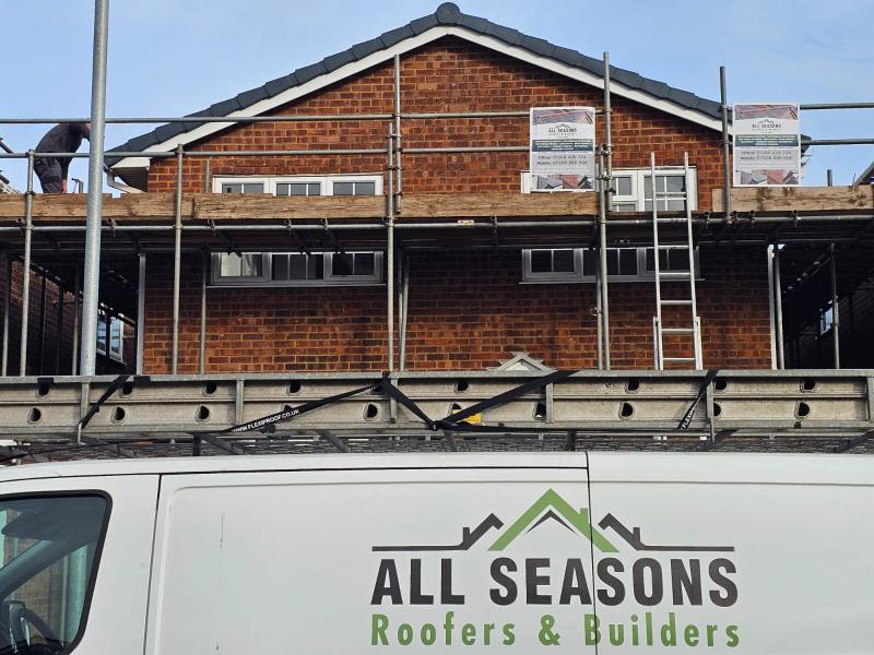 new felt battens and tiles at eaves rofing project wickford 2